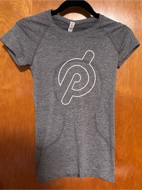 Lululemon x Peloton Limitless Swiftly Athletic Tee Size 4